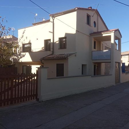 Appartamento El Manzano Torre del Compte Esterno foto